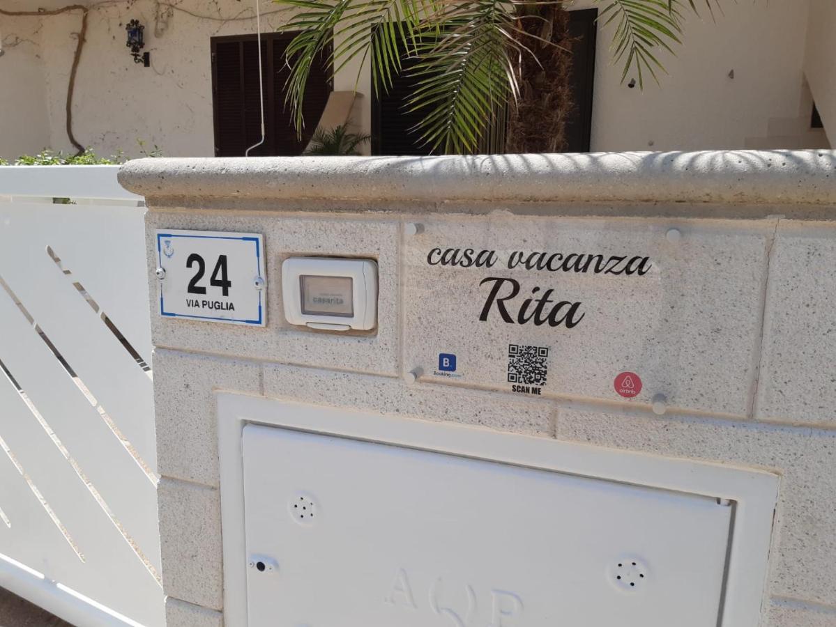 Casa Vacanza Rita Marina Di Pescoluse Eksteriør billede