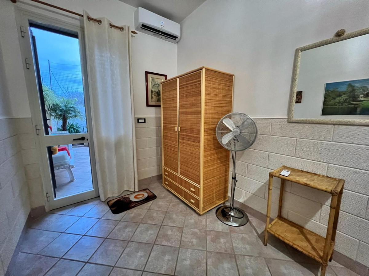 Casa Vacanza Rita Marina Di Pescoluse Eksteriør billede